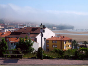 13 COMILLAS - EL PERAL